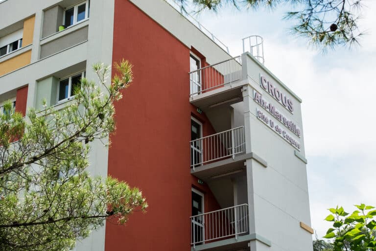 1000 appartements étudiants inoccupés seront loués aux saisonniers cet été
