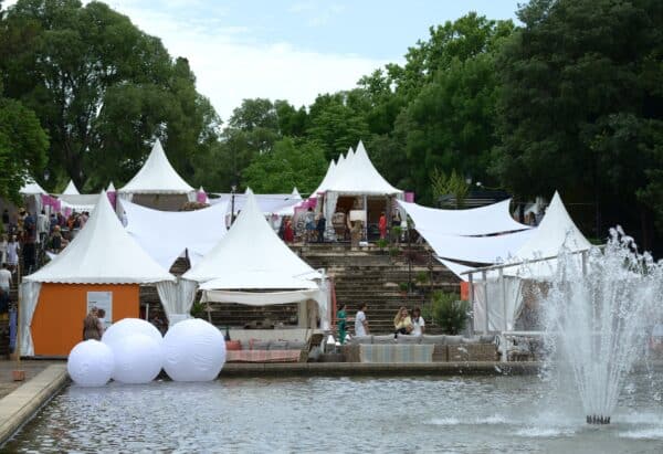 14SEPTEMBRE-SALON VIVRE CÔTÉ SUD-AMBIANCE SALON-jsbkf16g2564748u1rd9n2vb3o (1)
