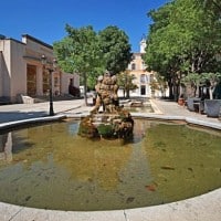 fontaine-gemeaux-chateau-albertas