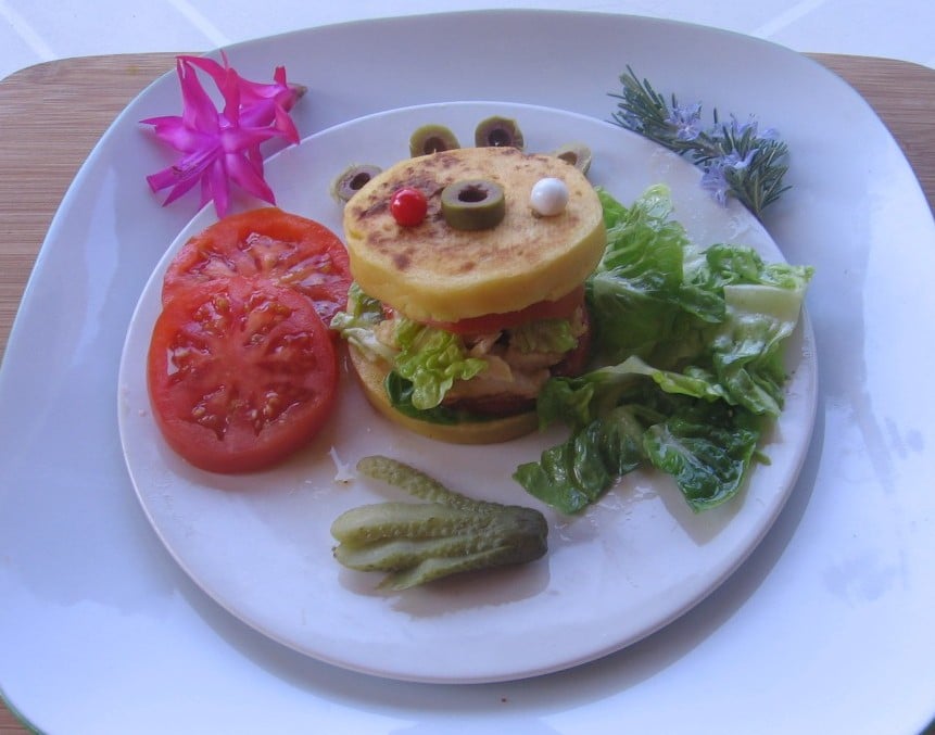 [Les recettes de Caroline] Hamburger de poulet aux panisses
