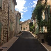 ruelle-banon-village-typique-provence