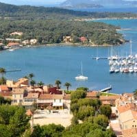 Cassis, Guide de Provence – Balade de r&ecirc;ve &agrave; Cassis entre terre et mer, Made in Marseille