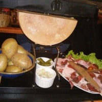raclette-cours-julien-fromage-marseille