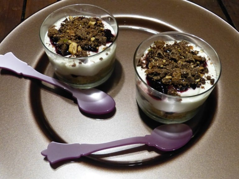 Un dessert original : la verrine gourmande façon forêt noire