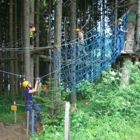 accrobranche-escalade-grimper-arbre-activite
