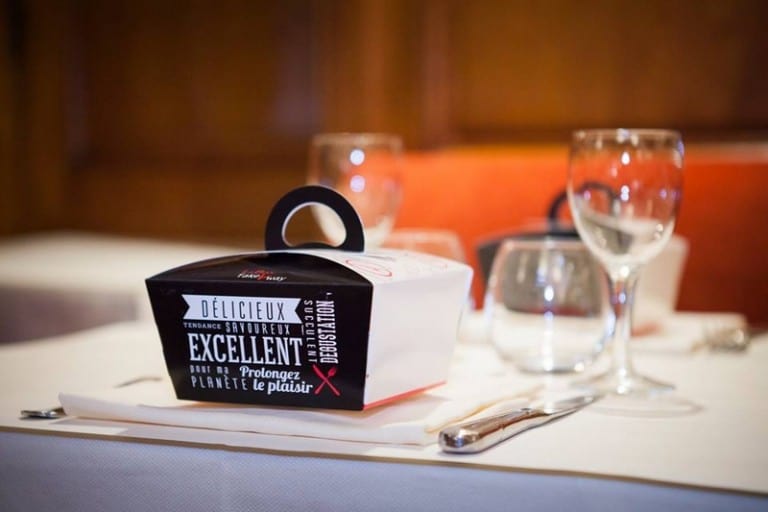 Gaspillage au restaurant, ne partez pas sans votre doggy bag !