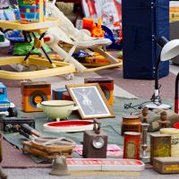 foire-vide-grenier-provence-dimanche