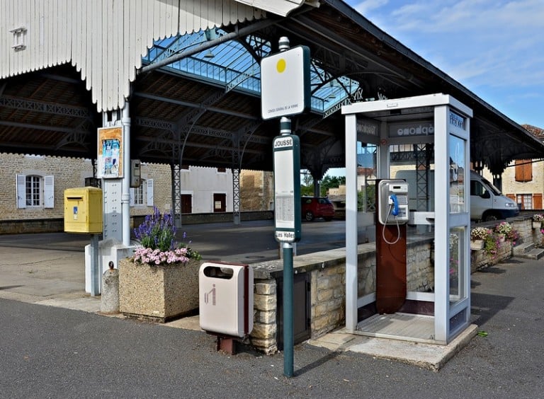 [Inspiration] Quelle seconde vie pour nos cabines téléphoniques ?