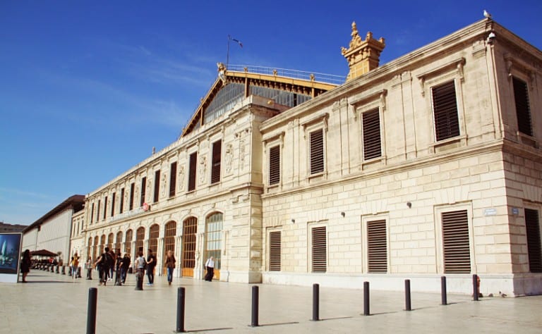 Plongez dans l&rsquo;histoire de la gare Saint-Charles et découvrez son avenir
