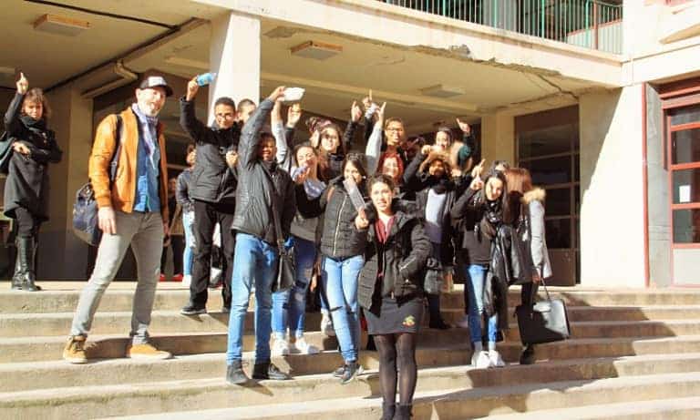 [1 déchet par jour] Les lycéens passent à l&rsquo;offensive pour faire briller Marseille !