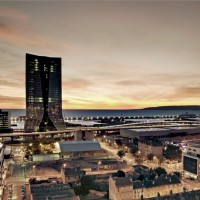 , Hommage &agrave; Zaha Hadid, architecte de la tour CMA CGM, Made in Marseille