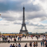 tour-eiffel-exposition-universelle-france