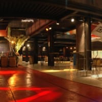 Panoramique Rouge Plaza