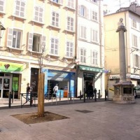 noailles, Vers une semi-pi&eacute;tonnisation totale du quartier de Noailles&nbsp;? Reportage 1/2, Made in Marseille