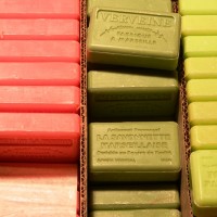 savon-colorant-parfum-huile-essentielle