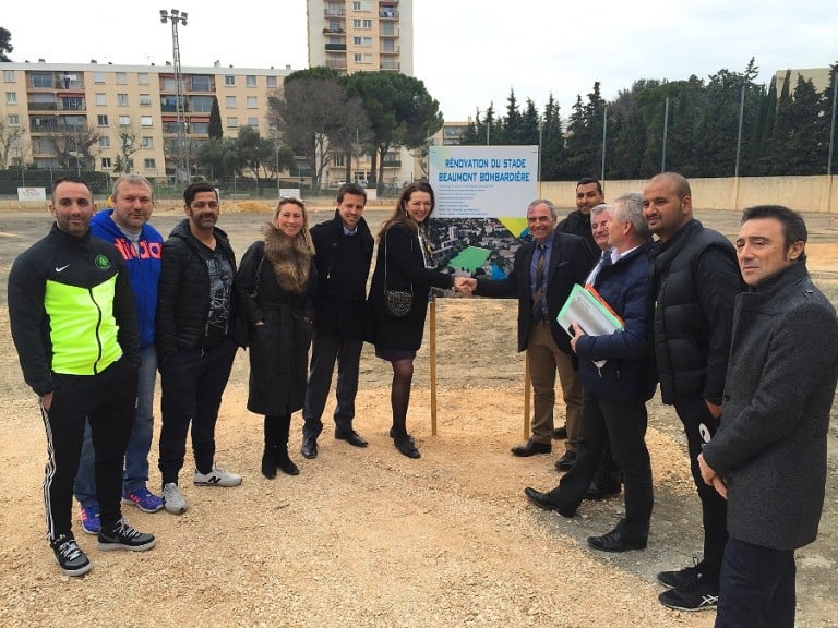 Un nouveau stade de quartier flambant neuf à Montolivet