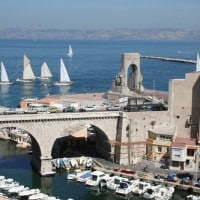 vue-vallon-auffes-monument-morts