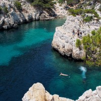 calanque-sugiton-marseille-saut-plongeon