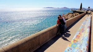 Corniche, Le banc de la Corniche gardera finalement ses mosa&iuml;ques, Made in Marseille