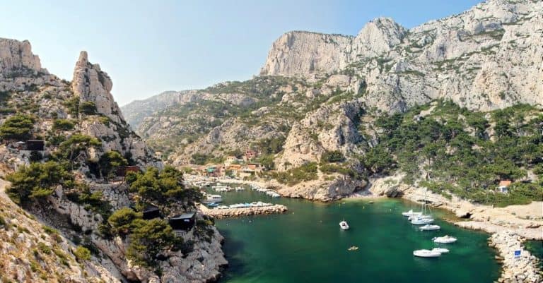 Découvrez les grottes secrètes de la calanque de Morgiou et du Cancéou
