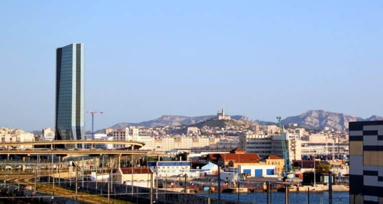 Marseille, ville la plus irrespirable de France ? Analyses et solutions