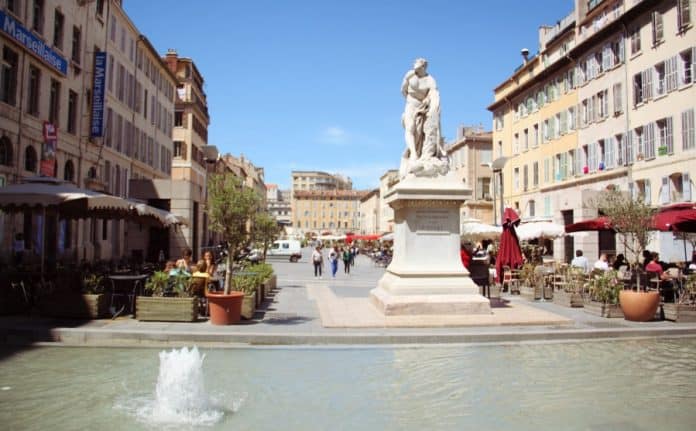 cours-estienne-orves-restaurant