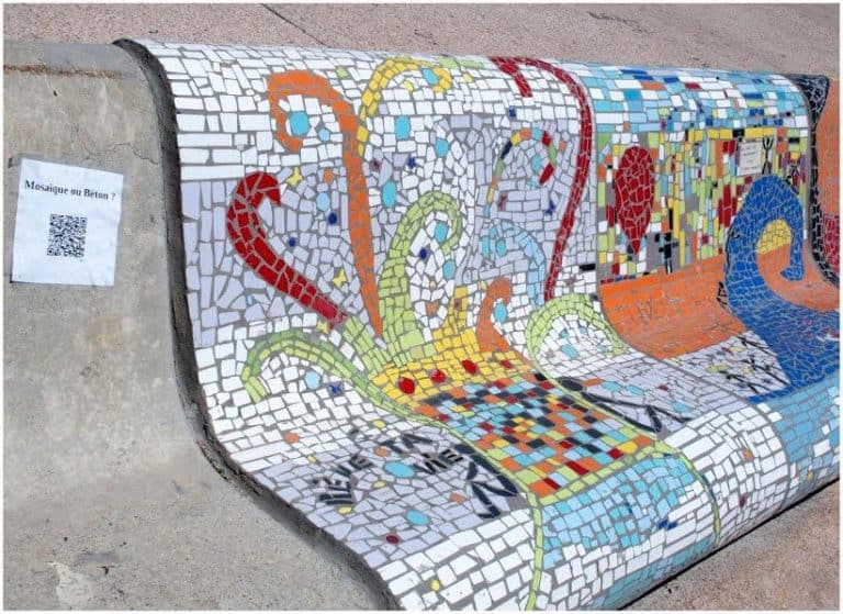 Le banc de la Corniche gardera finalement ses mosaïques