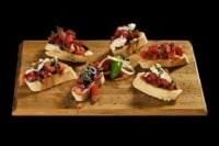 recette-bruschetta-apero-tomate-mozza-olive