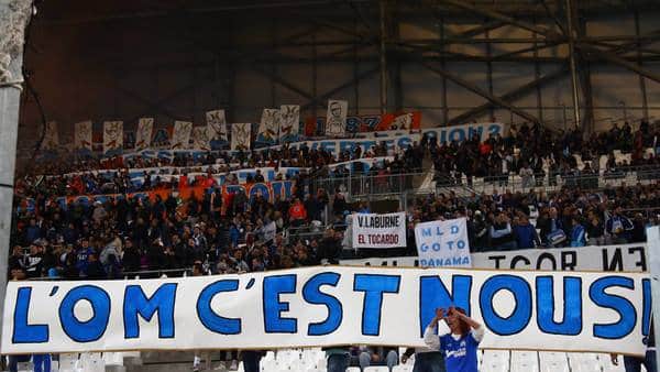 Supporters et politiques unis face à la direction de l&rsquo;Olympique de Marseille