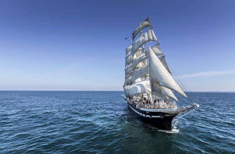 À cause du vent, le Belem en escale à Marseille ne peut être visité