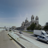 , La nouvelle esplanade Jean-Paul II, devant la Major, se d&eacute;voile en images, Made in Marseille