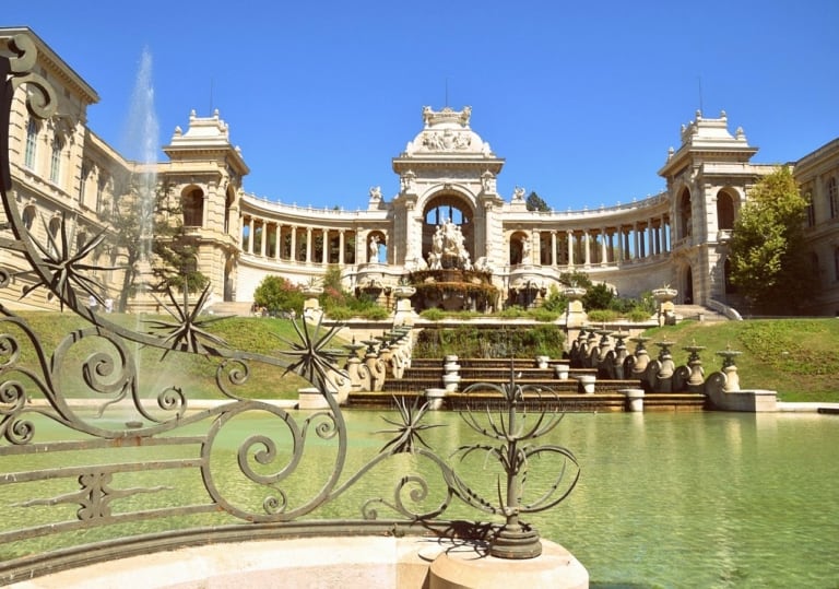 L&rsquo;histoire de la construction du canal de Marseille qui a transformé la ville