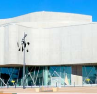 facade-beton-mediatheque-vitrolles
