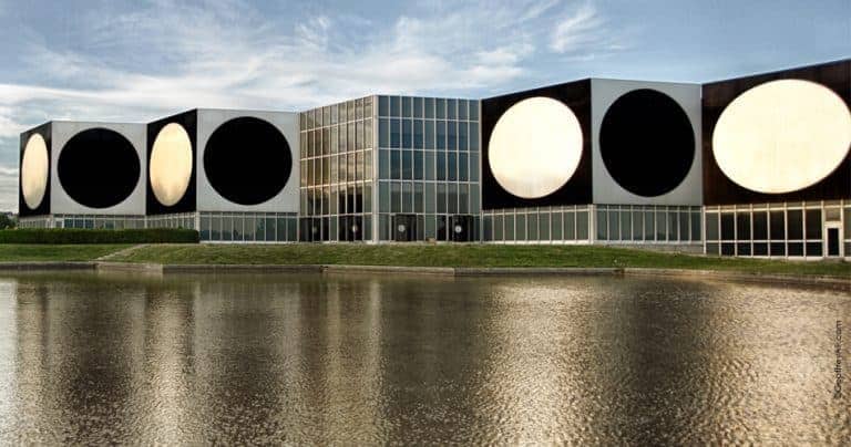 50 ans de futur, une exposition unique en son genre à la Fondation Vasarely à Aix