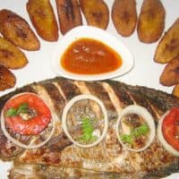 ambassade-alloko-poisson-specialite-ivoirienne
