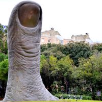 , Le Pouce de C&eacute;sar d&eacute;plac&eacute; au centre du rond-point du Prado ?&nbsp;, Made in Marseille