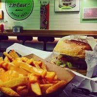 east-street-restaurant-hamburger-aix