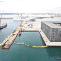 chantier-digue-j4-mucem-quai-embarcation