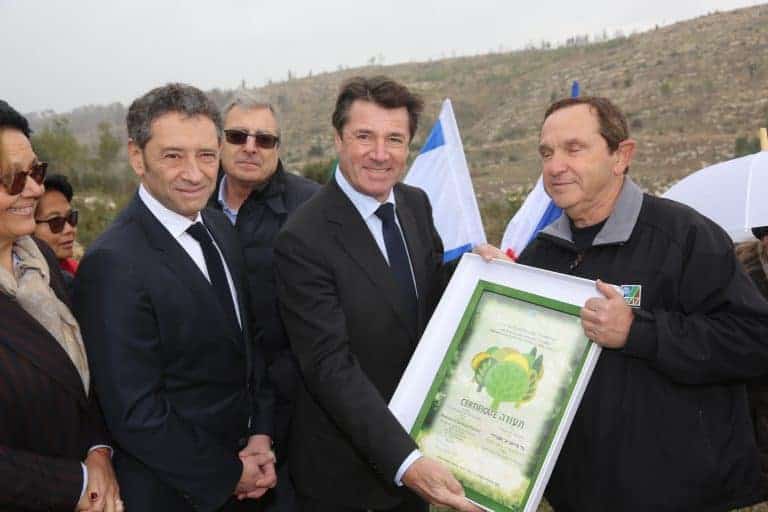 Estrosi tente de mettre fin à la polémique sur sa subvention accordée en Israël