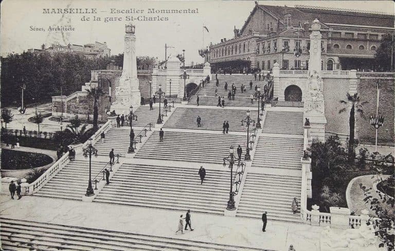 Grimpez l’Escalier Monumental de la gare Saint-Charles à la découverte de son histoire