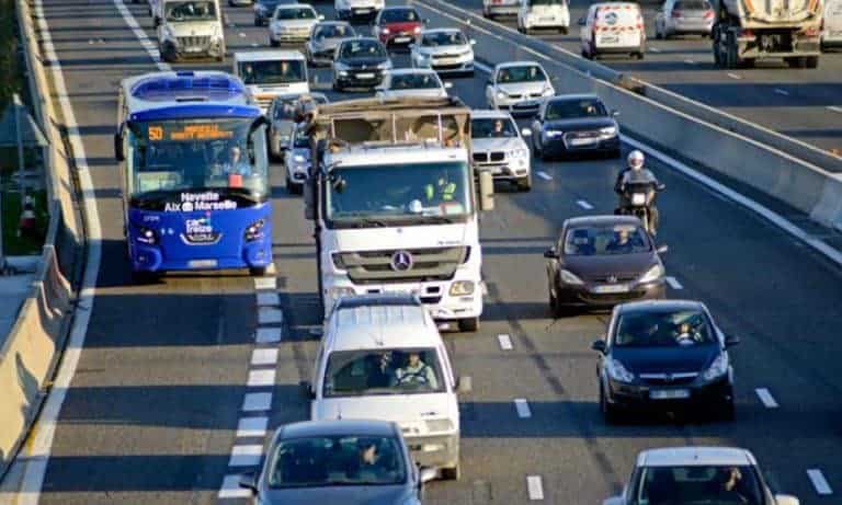 A51 – La voie dédiée aux bus prolongée de 5 kilomètres entre Aix et Marseille
