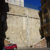 mur-republique-butte-carme