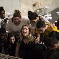 Répétition du bon moment du Groupe des 15 avec la compagnie Vol Plané autour du mythe d’Antigone le 11 décembre 2016 dans l’usine de la Gare Franche.