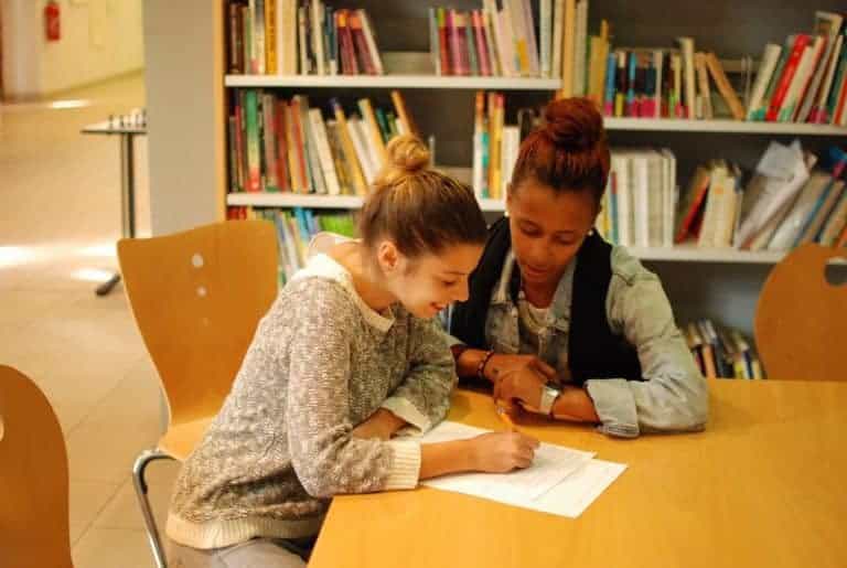 SésÂme – Bilan positif pour le programme de parrainage des jeunes des quartiers prioritaires