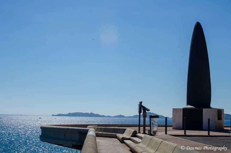 Découvrez le Mémorial des rapatriés d’Algérie, monument phare de la Corniche