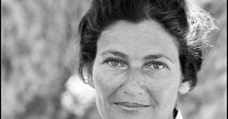 Simone Veil, icône du droit des femmes du 20e siècle, entrera au Panthéon