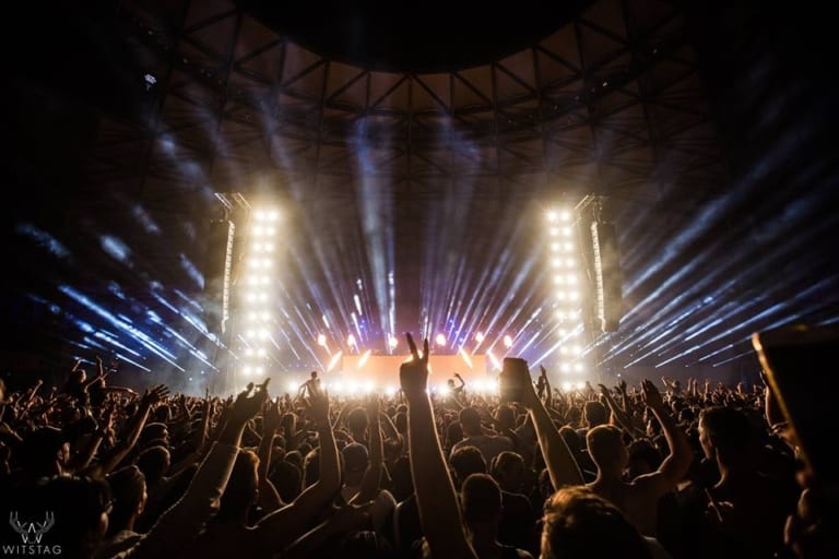 Summer Stadium Festival – L&rsquo;événement qui fait se côtoyer emploi et musique