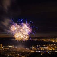 feu-artifce-pharo-vieux-port-notre-dame