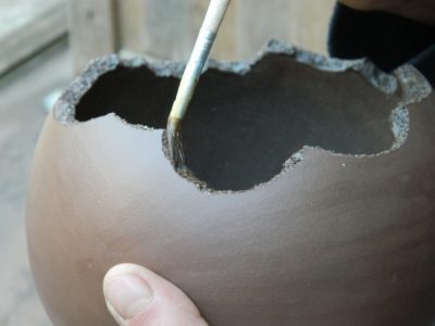 , &Agrave; la d&eacute;couverte des c&eacute;ramiques rondes et color&eacute;es d&rsquo;une artisane d&rsquo;Aubagne, Made in Marseille