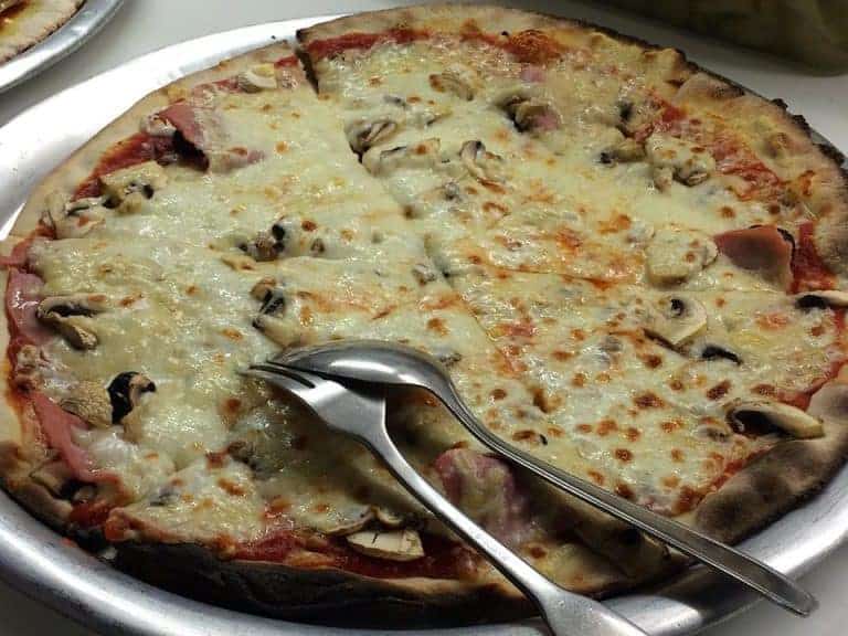 Des pizzas gastronomiques qui donnent L’eau à la bouche !